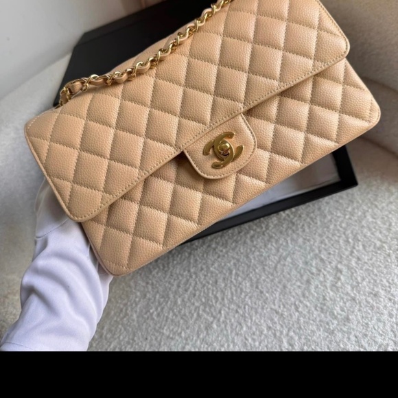 CHANEL Handbags - Chanel medium